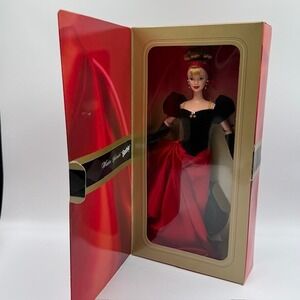 Mattel Winter Splendor Barbie Special Edition Avon Exclusive Red Black Gown 1998